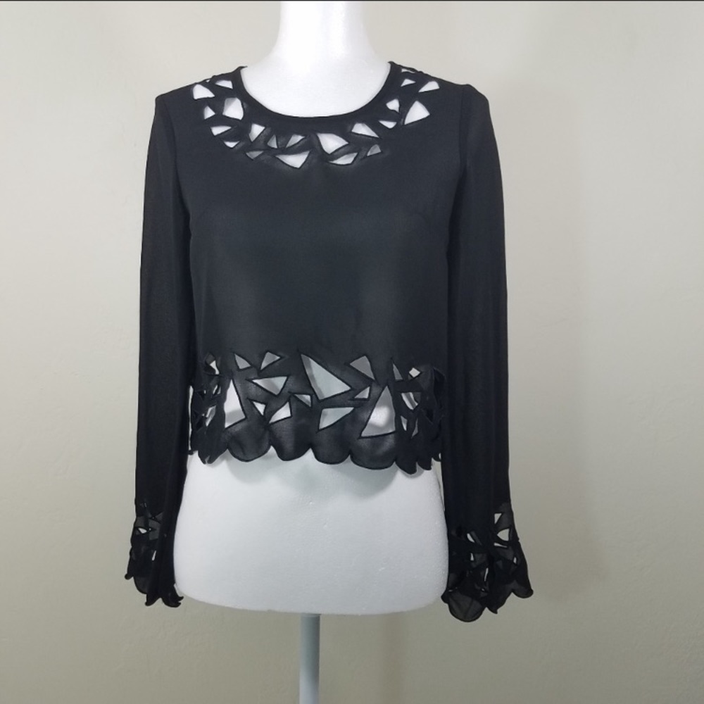 LAmour Long Sleeve Crop Top Blouse Size XS
